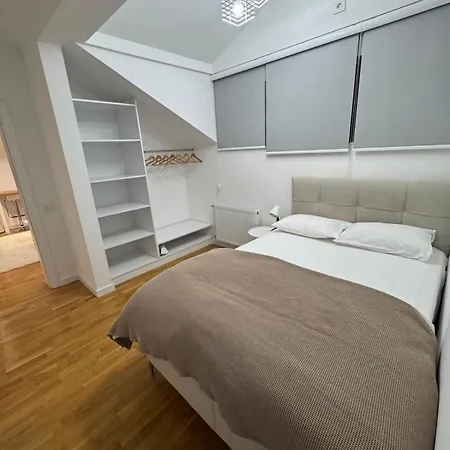 Apartment Vulkan Lux Zemun